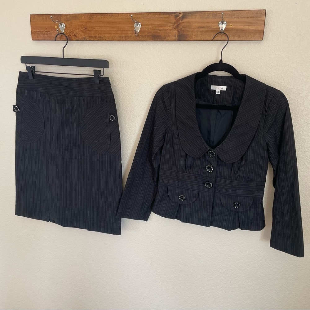 Vintage Liquid Women's Black Pinstripe Pencil Skirt & Jacket Suit Set 4 Preppy